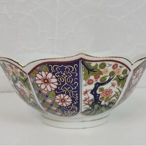 Elegant Imari Porcelain Bowl
